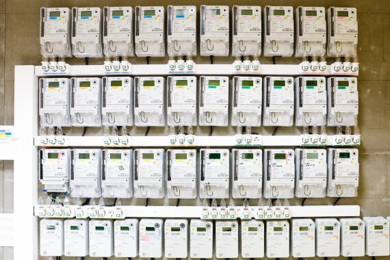 Testuojami pirmieji išmanūs elektros skaitikliai Lietuvoje
